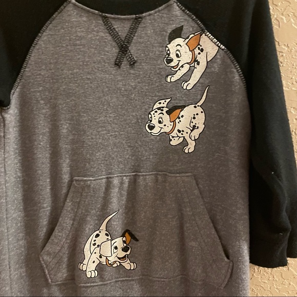 Disney Dalmatians jumper - Picture 2 of 5